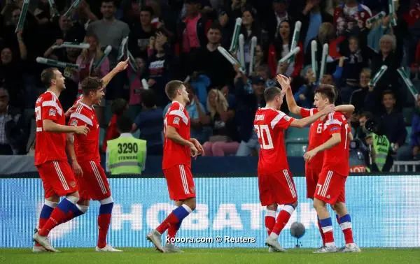 ?i=albums%2fmatches%2f1166554%2f2018-10-14t174107z_504225100_rc136c833440_rtrmadp_3_soccer-uefa-nations-rus-tur_reuters