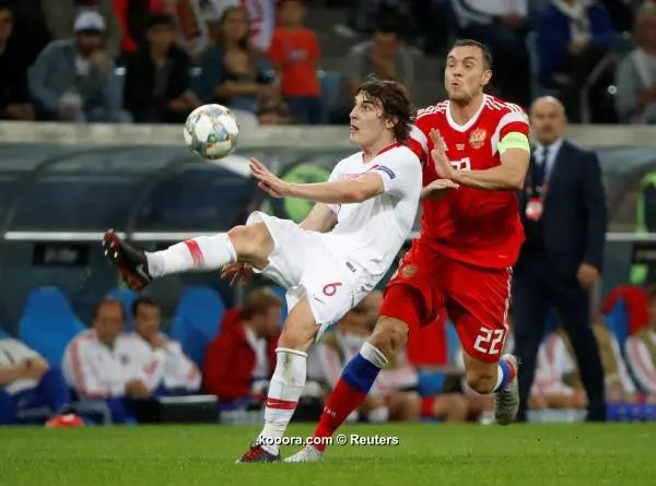 ?i=albums%2fmatches%2f1166554%2f2018-10-14t165336z_57238007_rc1bdb268900_rtrmadp_3_soccer-uefa-nations-rus-tur_reuters