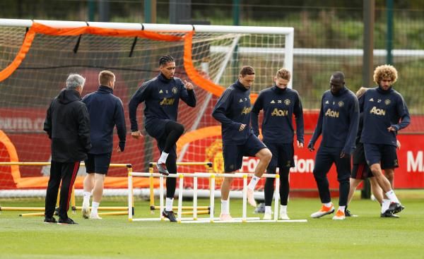 لاعبو مانشستر يونايتد