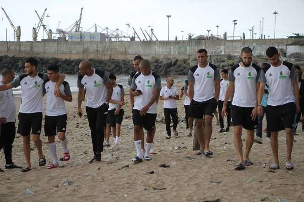 لاعبو المنتخب الجزائري