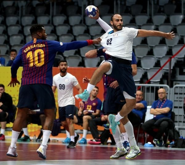 من لقاء النجمة مع برشلونة