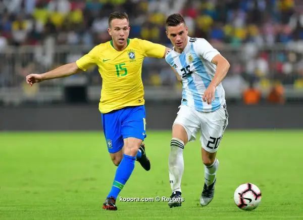 ?i=reuters%2f2018-10-16%2f2018-10-16t195040z_776224492_rc166f1345b0_rtrmadp_3_soccer-friendly-arg-bra_reuters