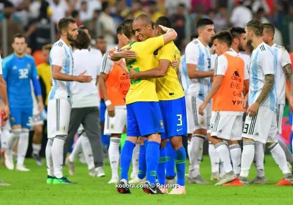 ?i=reuters%2f2018-10-16%2f2018-10-16t202445z_1858159734_rc116afc4bf0_rtrmadp_3_soccer-friendly-arg-bra_reuters