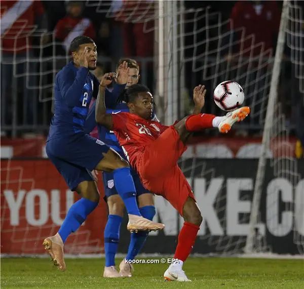 ?i=epa%2fsoccer%2f2018-10%2f2018-10-17%2f2018-10-17-07098717_epa