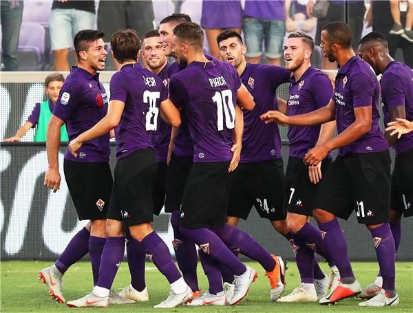 لاعبو فيورنتينا