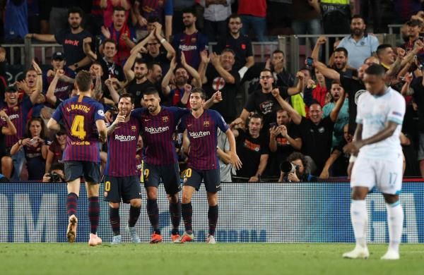 لاعبو برشلونة