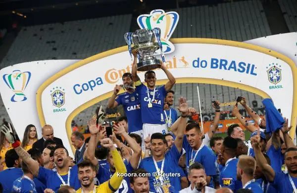 ?i=reuters%2f2018-10-18%2f2018-10-18t031228z_449630393_rc1d380e6860_rtrmadp_3_soccer-brazil-copa-do-brasil_reuters
