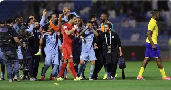 لاعبو الباطن