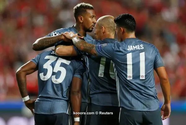 ?i=albums%2fmatches%2f1471483%2f2018-09-19t201457z_272128294_rc1f13635d50_rtrmadp_3_soccer-champions-slb-bay_reuters