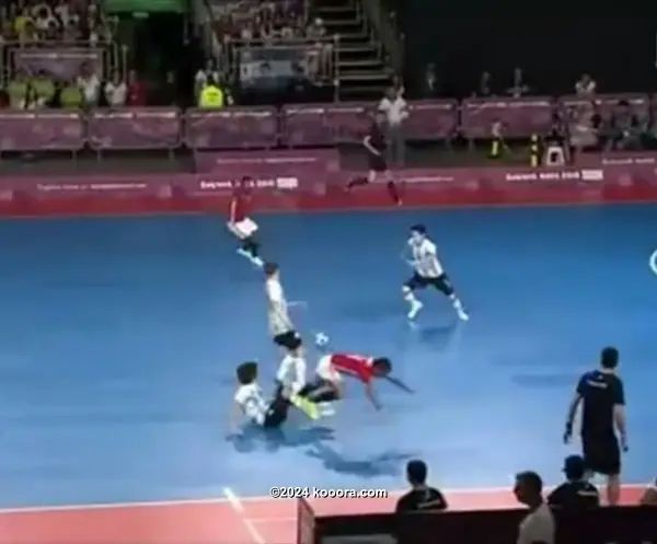 ?i=corr%2f77%2fkoo_77400