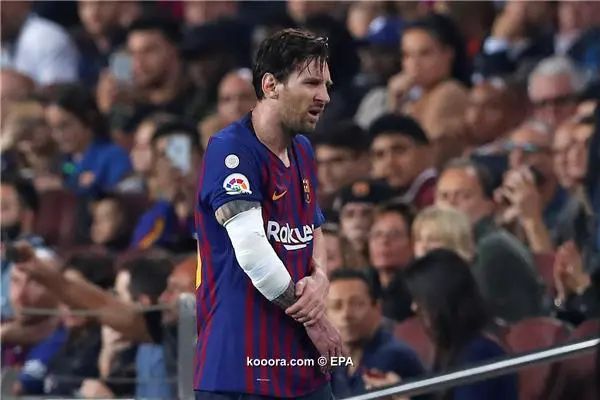 ?i=epa%2fsoccer%2f2018-10%2f2018-10-20%2f2018-10-20-07107851_epa