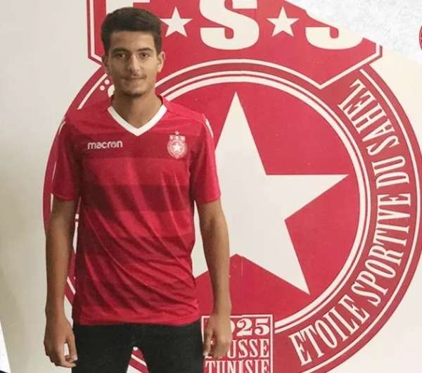 عبد الله داقو بزي النجم الساحلي