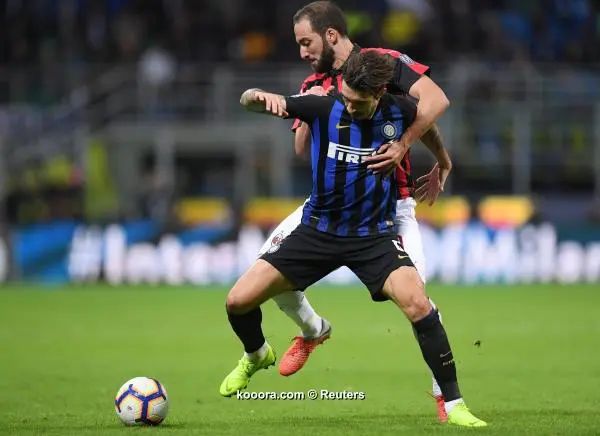 ?i=reuters%2f2018-10-21%2f2018-10-21t201708z_1879507826_rc1a3a020f40_rtrmadp_3_soccer-italy-int-mil_reuters