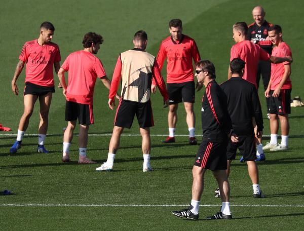 جانب من التدريبات 