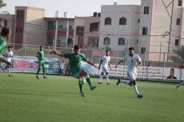 من اللقاء