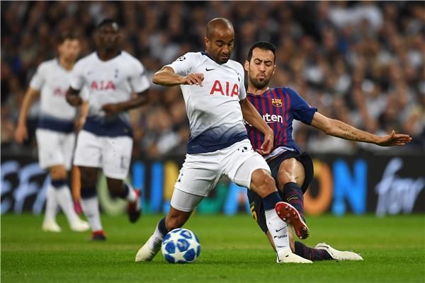 من لقاء توتنهام وبرشلونة 