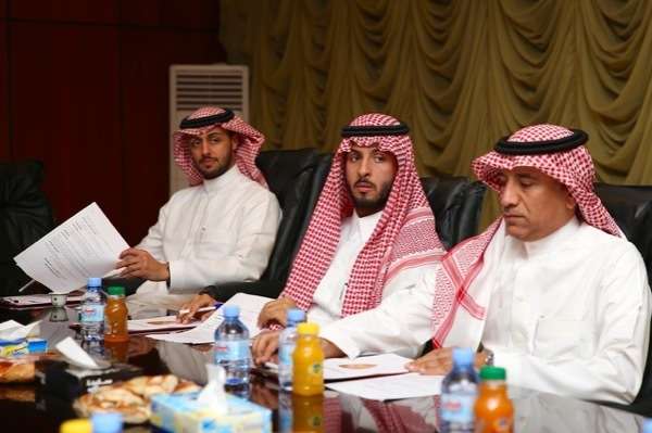 جانب من اجتماع مجلس القادسية