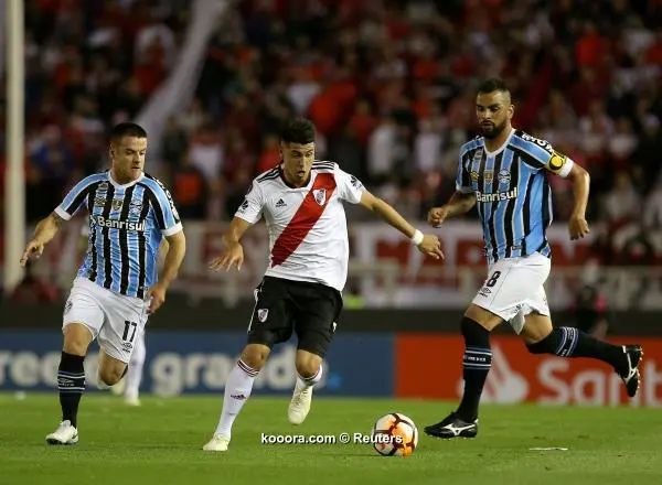 ?i=reuters%2f2018-10-24%2f2018-10-24t015359z_818393440_rc1ca1d20950_rtrmadp_3_soccer-libertadores-river-plate-gremio_reuters