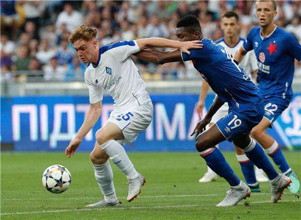 فيكتور تسيهانكوف