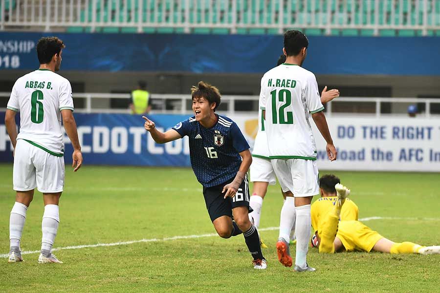 الياباني يوتا تاكي بعد تسجيله الهدف الأولى بمرمى العراق