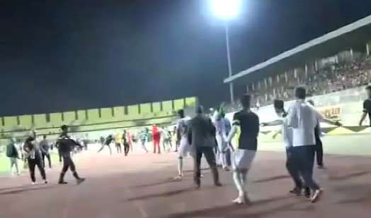 جانب من أحداث الشغب