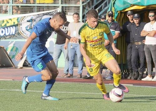 من الدوري الجزائري