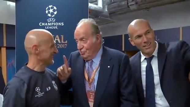 زيدان وخوان كارلوس وبينتوس