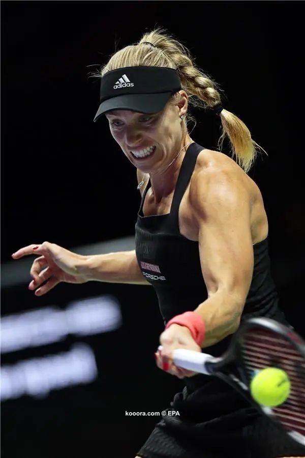 ?i=epa%2ftennis%2f2018-10%2f2018-10-26-07121262_epa