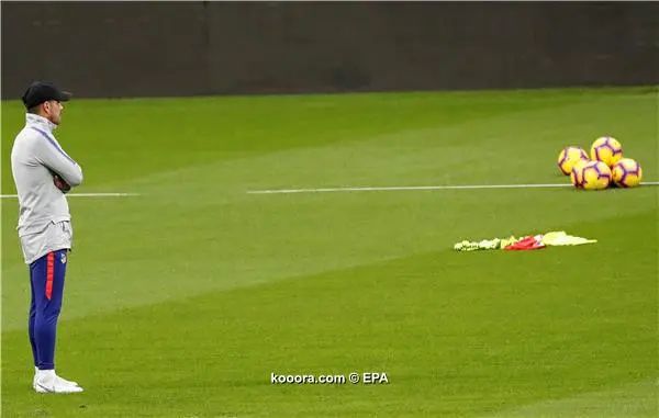 ?i=epa%2fsoccer%2f2018-10%2f2018-10-26%2f2018-10-26-07121905_epa