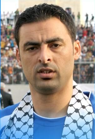 إيهاب أبو جزر