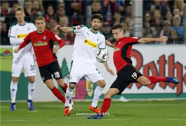 ?i=epa%2fsoccer%2f2018-10%2f2018-10-26%2f2018-10-26-07122059_epa