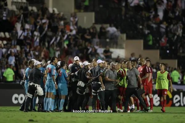 ?i=reuters%2f2018-10-27%2f2018-10-27t024532z_1229569138_rc15beb22710_rtrmadp_3_soccer-brazil-vag-inl_reuters