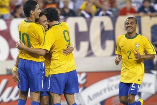 2010-08-11t025606z_01_erd109_rtridsp_3_soccer_reuters