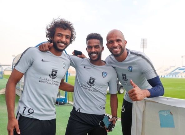 F10EFB40-B61D-4FCD-8FF9-D8B7229059C7