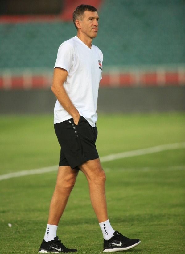 مرب المنتخب العراقي