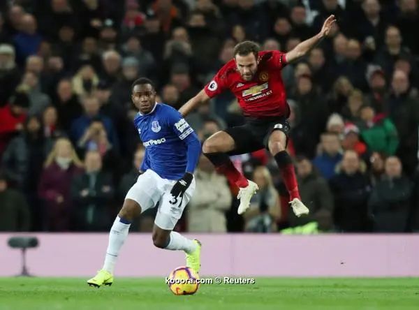 ?i=reuters%2f2018-10-28%2f2018-10-28t173733z_753524653_rc1d762c0890_rtrmadp_3_soccer-england-mun-eve_reuters