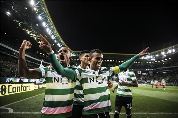 فرحة لشبونة بالفوز