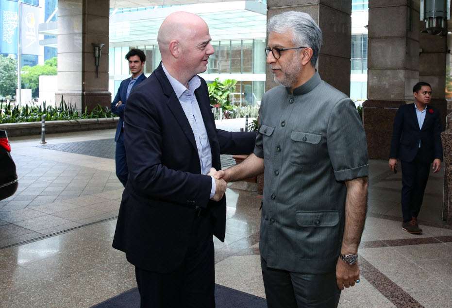 الشيخ سلمان وإنفانتينو