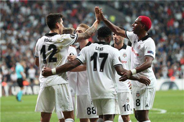 لاعبو بشكتاش 