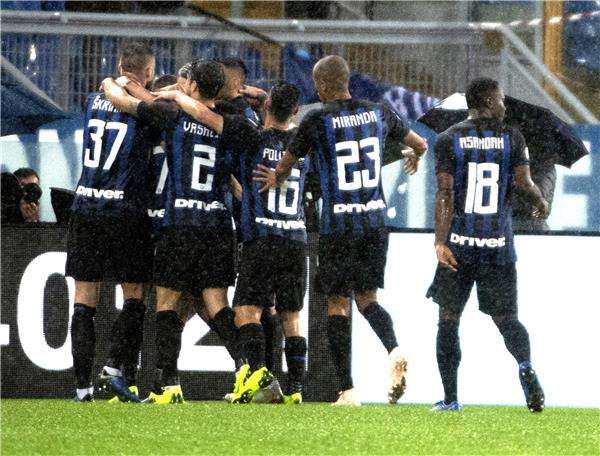 لاعبو إنتر ميلان