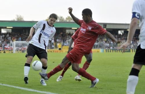 2010-08-13t200549z_01_mmm106_rtridsp_3_soccer-germany_reuters