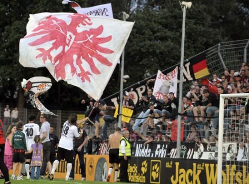 2010-08-13t190012z_01_mmm101_rtridsp_3_soccer-germany_reuters
