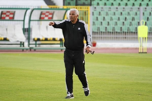 ميمي عبدالرازق