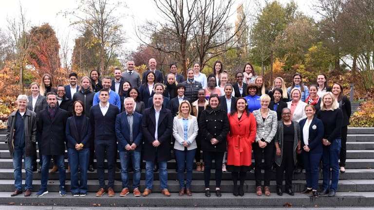 صورة جماعية للمدربات المشاركات في البرنامج