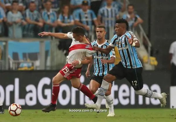?i=reuters%2f2018-10-31%2f2018-10-31t021002z_2027265204_rc1629208ce0_rtrmadp_3_soccer-libertadores-gremio-river-plate_reuters