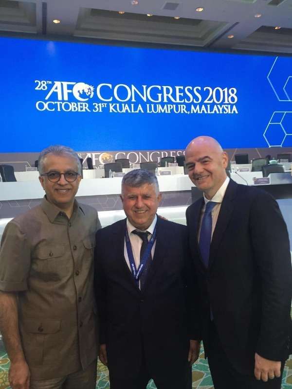 إنفانتينو مع عبد الخالق والشيخ سلمان رئيس الاتحاد الآسيوي