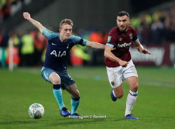?i=reuters%2f2018-10-31%2f2018-10-31t213301z_368917374_rc165975bd30_rtrmadp_3_soccer-england-whu-tot_reuters