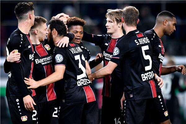 فرحة لاعبي ليفركوزن