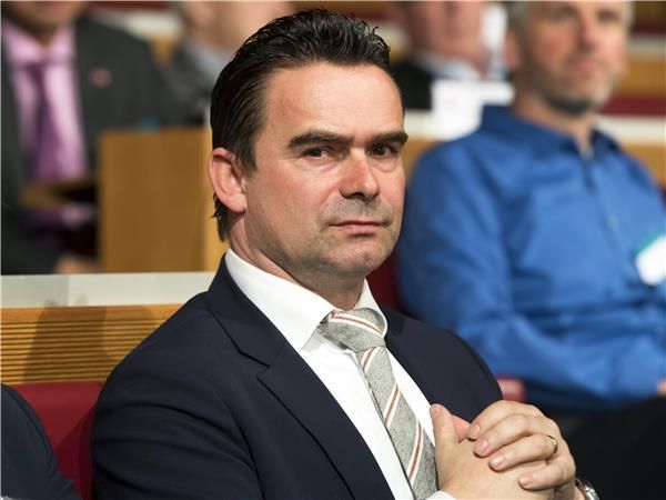  مارك أوفر مارس