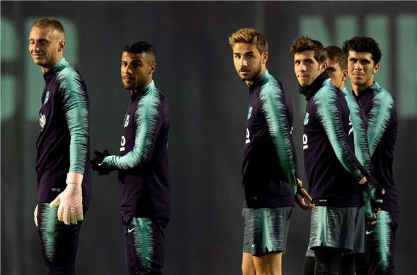 لاعبو برشلونة